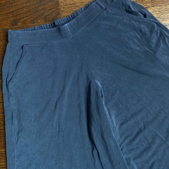 Oak + Fort Flowy Dark Dusty Blue Culottes - Small - Picture 3 of 6
